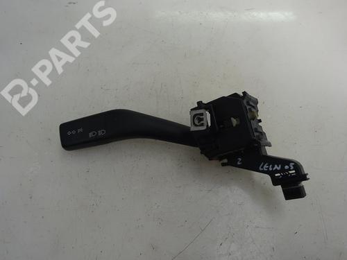 Used Steering column stalk SEAT LEON (1P1) 1.9 TDI (105 hp) 10931664