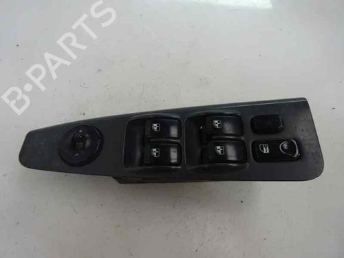 Used Left front window switch Left front window switch 8104977 8104977