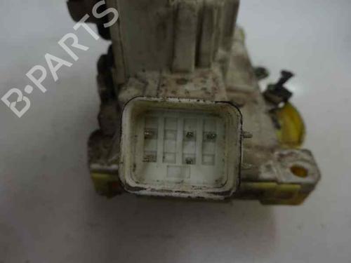 Serrure avant gauche FORD FOCUS I (DAW, DBW) 1.6 16V (100 hp) 9690464