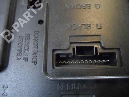 Fuse box RENAULT MEGANE III Hatchback (BZ0/1_, B3_) 1.5 dCi | BP586438E1 