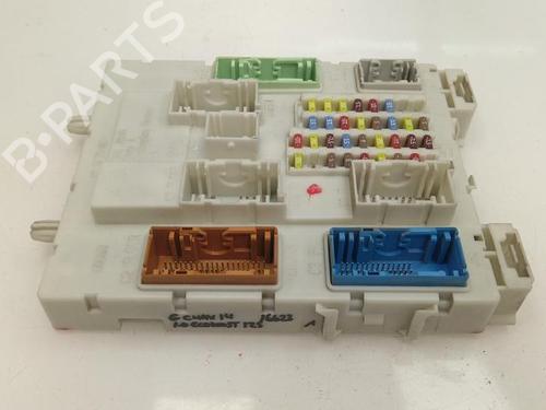 Used Fuse box Fuse box 35745241 35745241