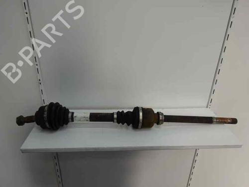 Used Right front driveshaft Right front driveshaft 8636582 8636582