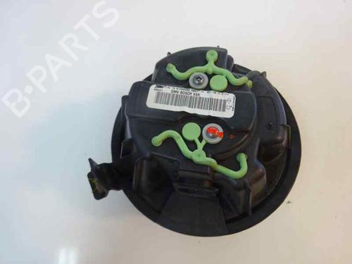 Used Heater blower motor Heater blower motor DACIA SANDERO 1.5 dCi (68 hp) 1686437 1686437