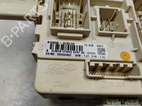Used Fuse box Fuse box 35740069 35740069