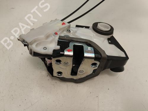 Used Front right lock TOYOTA YARIS (_P13_) 1.5 Hybrid (NHP130_, NHP130) (101 hp) 19483124