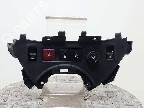 Switch PEUGEOT PARTNER Tepee 1.6 HDi (109 hp) 7884321