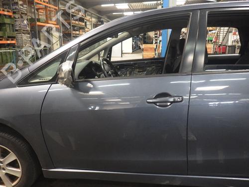 Used Left front door MITSUBISHI GRANDIS (NA_W) 2.0 DI-D (NA8W) (136 hp) 28032766