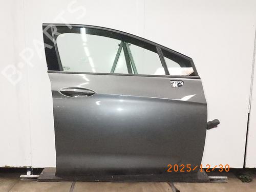 Used Right front door OPEL ASTRA K Sports Tourer (B16) 1.2 Turbo (35) (131 hp) 31182560