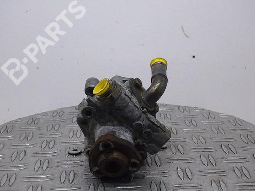 Used Steering pump VW GOLF IV (1J1) 1.4 16V (75 hp) 7774411