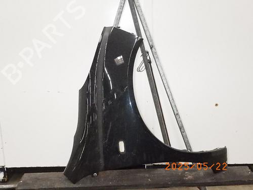 Used Right front fenders NISSAN MICRA III (K12) 1.2 16V (65 hp) 26135383