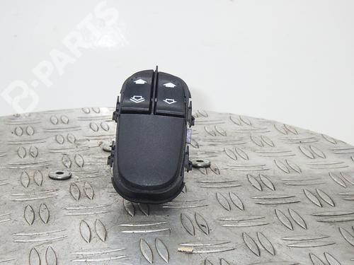 Used Switch FORD FOCUS I Turnier (DNW) 1.6 16V (100 hp) 9830640