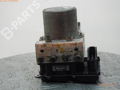 Used ABS pump RENAULT CLIO III (BR0/1, CR0/1) 1.2 16V (BR02, BR0J, BR11, CR02, CR0J, CR11) (75 hp) 281089