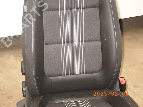 Right front seat VW GOLF PLUS V (5M1, 521) 1.2 TSI | BP23198513C16 