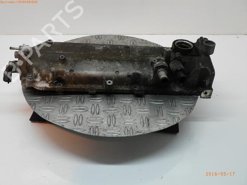 Used Valve cover FIAT GRANDE PUNTO (199_) 1.4 (199AXB11, 199AXB1A, 199BXB1A, 199AXL1A) (77 hp) 14753875