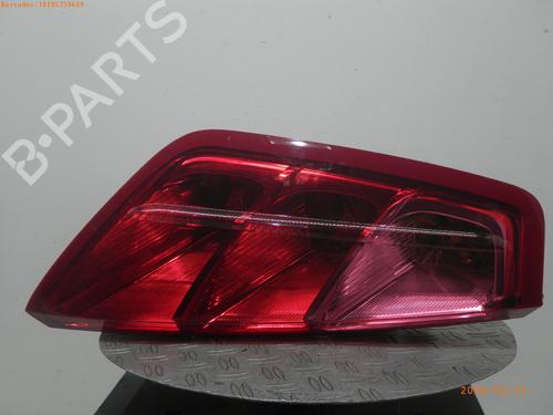 Venstre baglygte FIAT GRANDE PUNTO (199_) 1.4 (199AXB11, 199AXB1A, 199BXB1A, 199AXL1A) (77 hp) 32368287