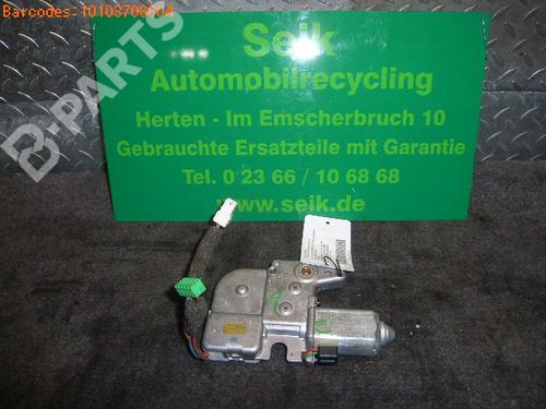 Moteur du toit ouvrant PEUGEOT 306 Hatchback (7A, 7C, N3, N5) 1.6 (89 hp) 965944