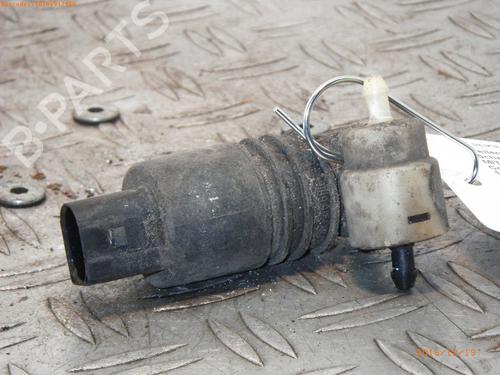 Used Washer pump MITSUBISHI COLT VI (Z3_A, Z2_A) 1.5 CZT (Z37A) (150 hp) 14753914