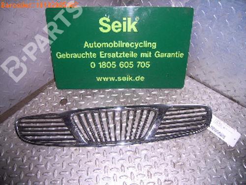 Used Grille DAEWOO NUBIRA Wagon (J100) 2.0 16V (133 hp) 1756025