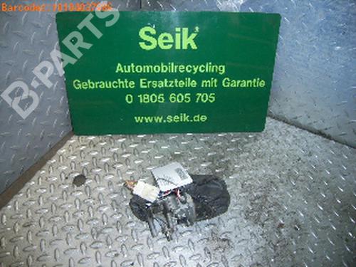 Used Front wiper motor PEUGEOT 106 II (1A_, 1C_) 1.4 i (75 hp) 985495