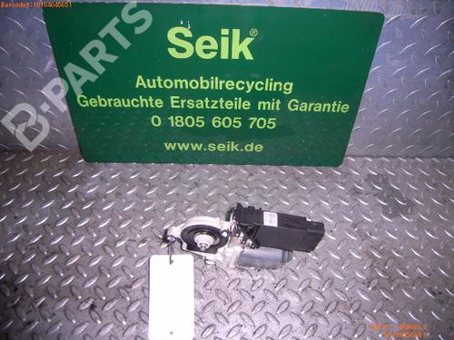 Used Right front window motor VW GOLF IV (1J1) 1.4 16V (75 hp) 301448