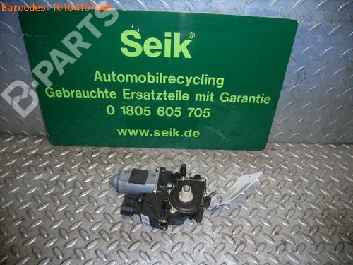 Rudehejsemotor bagstkærm højre AUDI A8 D2 (4D2, 4D8) 2.8 (193 hp) 303920