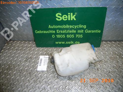 Used Windscreen washer tank VW GOLF IV (1J1) 1.4 16V (75 hp) 1756233