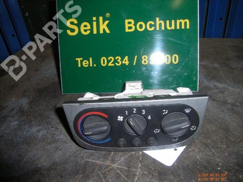 Used Climate control OPEL COMBO Tour 1.3 CDTI 16V (75 hp) 988419