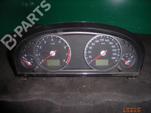 Used Instrument cluster FORD MONDEO III Turnier (BWY) 2.0 16V (146 hp) 994489