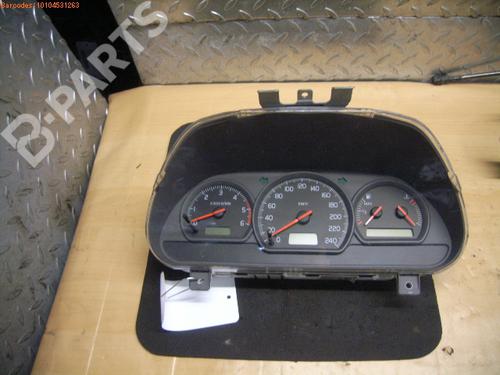Used Instrument cluster VOLVO V40 Estate (645) 1.9 DI (102 hp) 969795