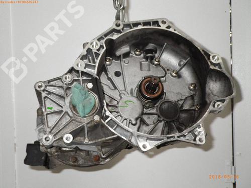 Used Gearbox OPEL SIGNUM Hatchback (Z03) 2.2 direct (F48) (155 hp) 287465