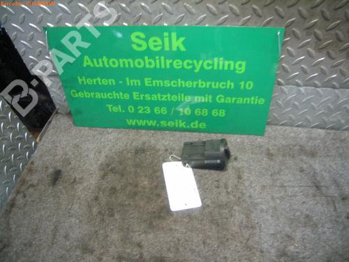 Used Headlight switch VW POLO (9N_, 9A_) 1.2 12V (64 hp) 1268122