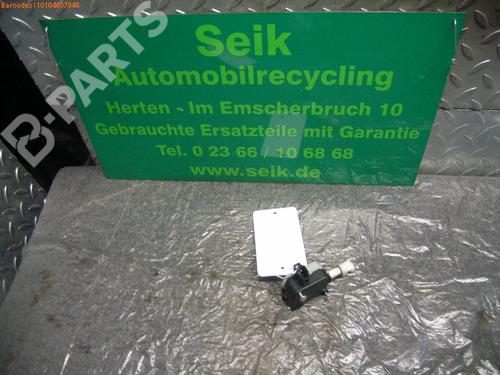 Fuel door actuator SKODA OCTAVIA I Combi (1U5) 1.9 TDI 3B0810773