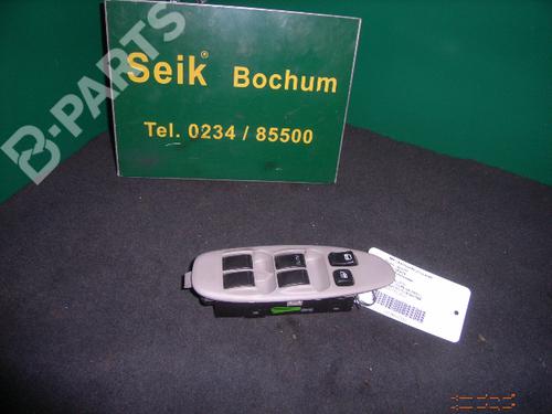 Used Switch NISSAN ALMERA TINO (V10) 1.8 (114 hp) 972578