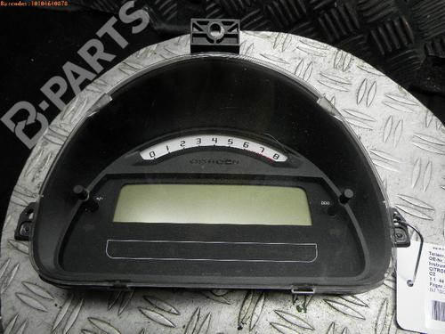 Used Instrument cluster CITROËN C2 (JM_) 1.1 (60 hp) 973216