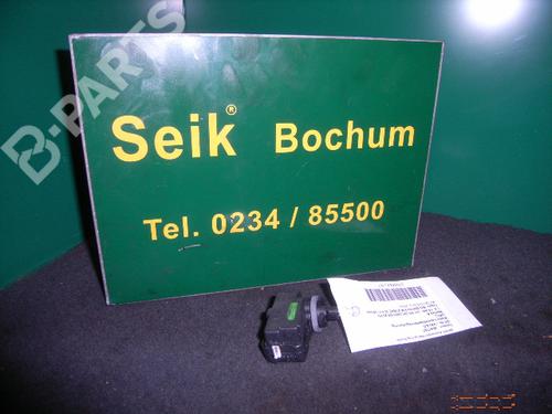 Used Headlight adjuster motor OPEL MERIVA A MPV (X03) 1.6 16V (E75) (100 hp) 973255