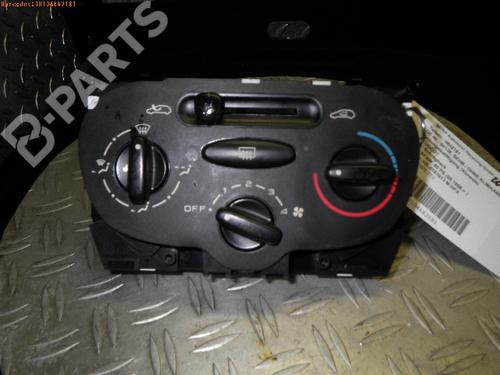 Used Climate control PEUGEOT 206 Hatchback (2A/C) 1.1 i (60 hp) 973280