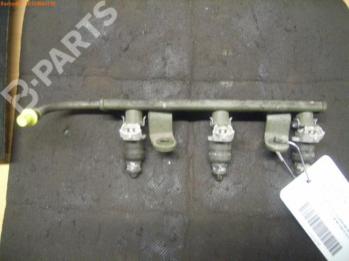Used Injection rail SMART FORFOUR (454) 1.1 (454.033) (64 hp) 973966
