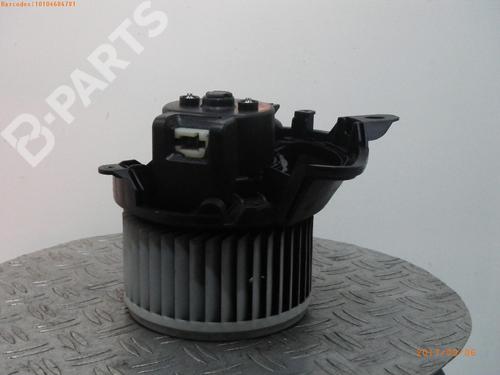 Used Heater blower motor FIAT GRANDE PUNTO (199_) 1.3 D Multijet (199.AXD11, 199.AXD1A, 199.AXD1B,... (90 hp) 974822