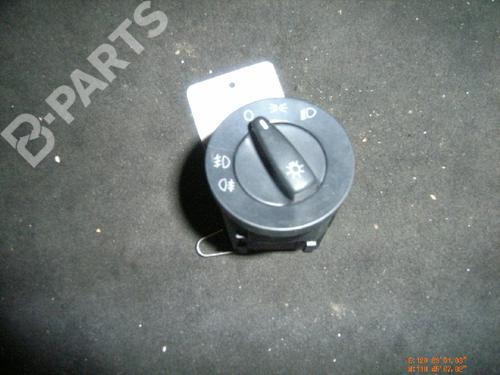 Licht Schakelaar VW NEW BEETLE (9C1, 1C1) 2.0 (115 hp) 975818