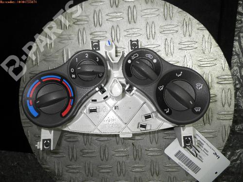 Used Climate control FIAT PANDA (169_) 1.1 (169.AXA1A) (54 hp) 976687