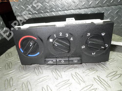 Commande Chauffage OPEL ZAFIRA A MPV (T98) 1.6 16V (F75) (101 hp) 977220
