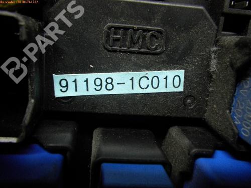 Fuse box HYUNDAI GETZ (TB) 1.1 | BP977932E1 