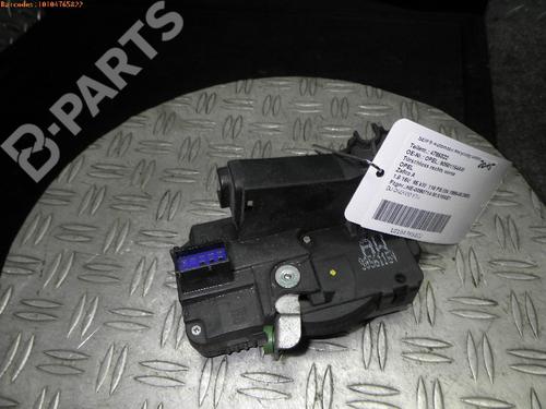 Used Front right lock OPEL ZAFIRA A MPV (T98) 1.8 16V (F75) (116 hp) 978138