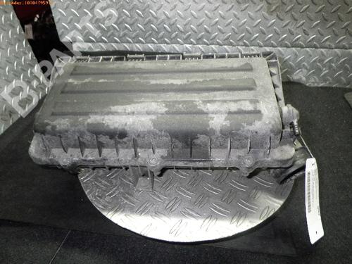 Air filter box SEAT IBIZA IV (6J5, 6P1) 1.4 (85 hp) 979224