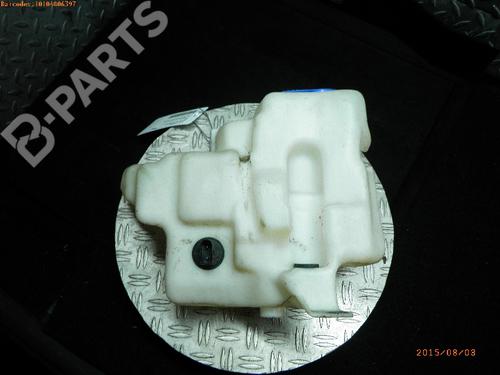 Used Windscreen washer tank VW GOLF IV (1J1) 1.4 16V (75 hp) 1755802