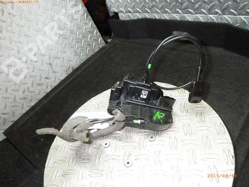 Used Front right lock NISSAN MICRA III (K12) 1.2 16V (65 hp) 980882