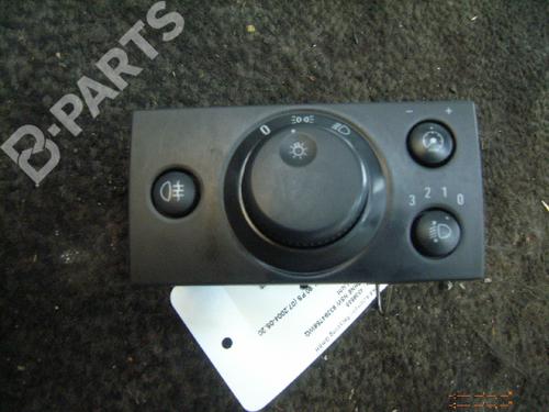 Used Headlight switch OPEL MERIVA A MPV (X03) 1.4 16V Twinport (E75) (90 hp) 981293