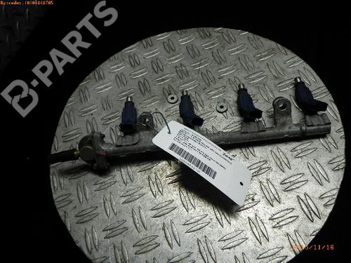 Used Injection rail TOYOTA YARIS (_P1_) 1.0 (SCP10_, SCP10R) (65 hp) 981787