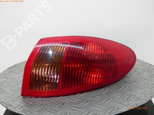 Używane Lampa tylna prawa ALFA ROMEO 147 (937_) 1.6 16V T.SPARK (937.AXA1A, 937.AXB1A, 937.BXB1A) (120 hp) 297862