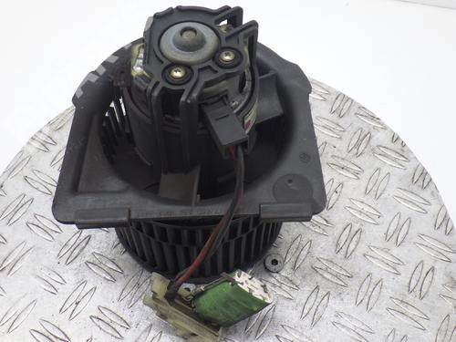 Used Heater blower motor OPEL VECTRA B (J96) 1.6 i 16V (F19) (100 hp) 982964